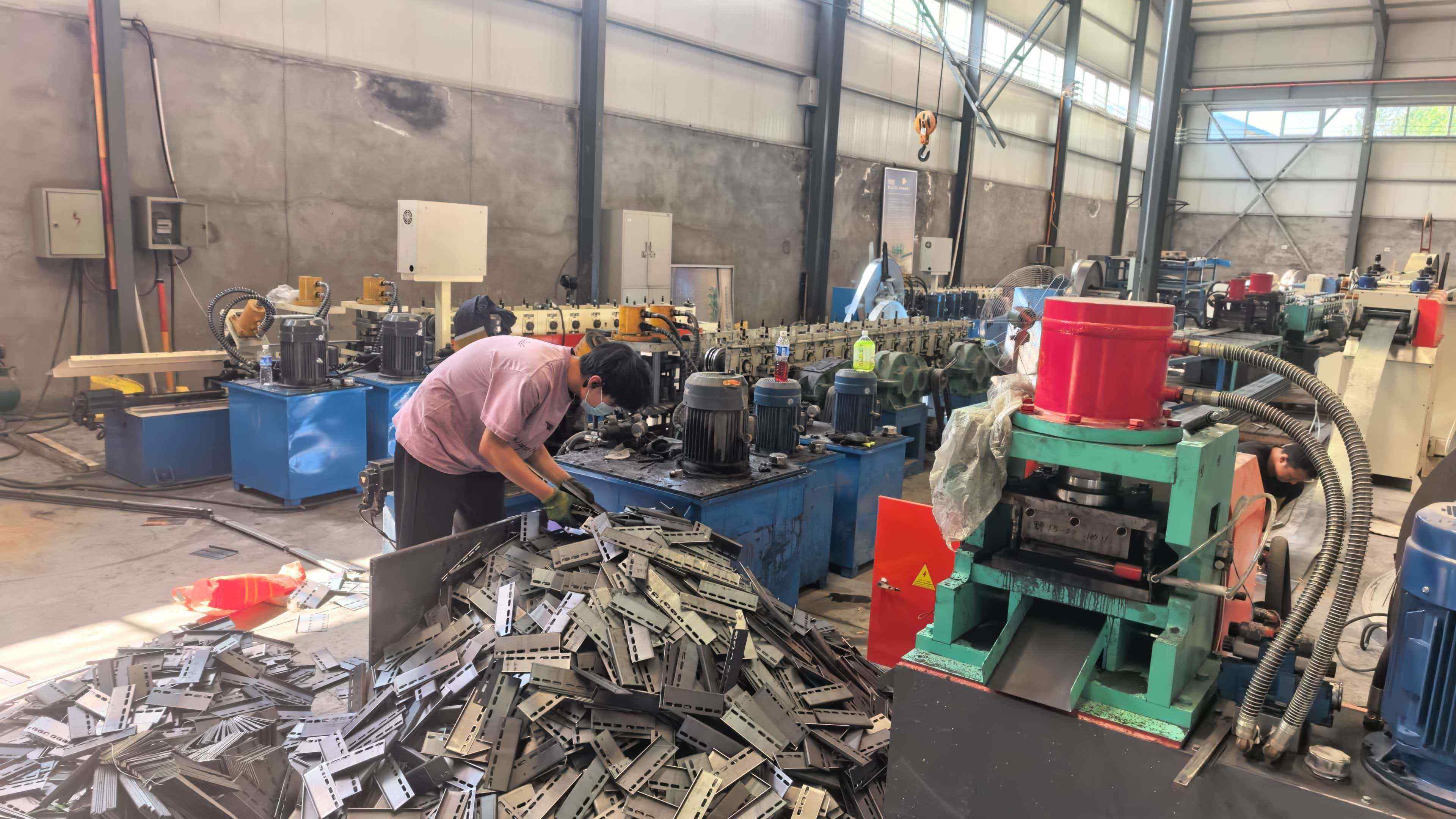 开封市热浸锌桥架不锈钢桥架 - 厂家